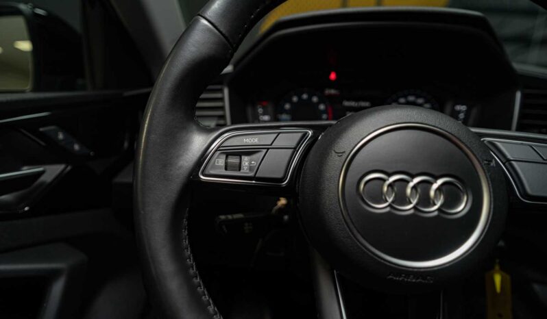 								Audi A1 full									