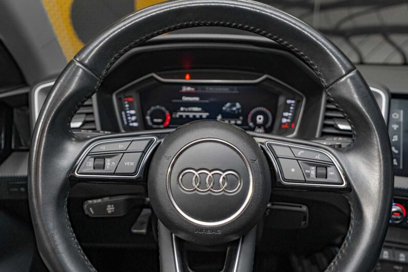 								Audi A1 full									
