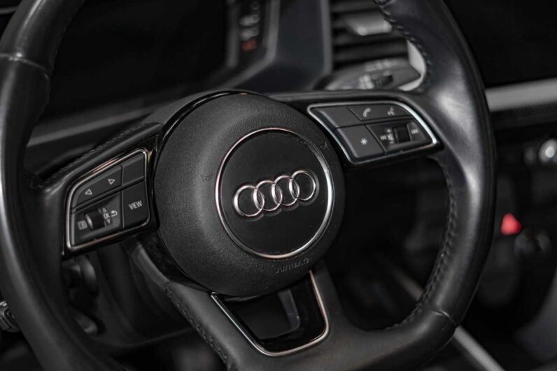 								Audi A1 full									