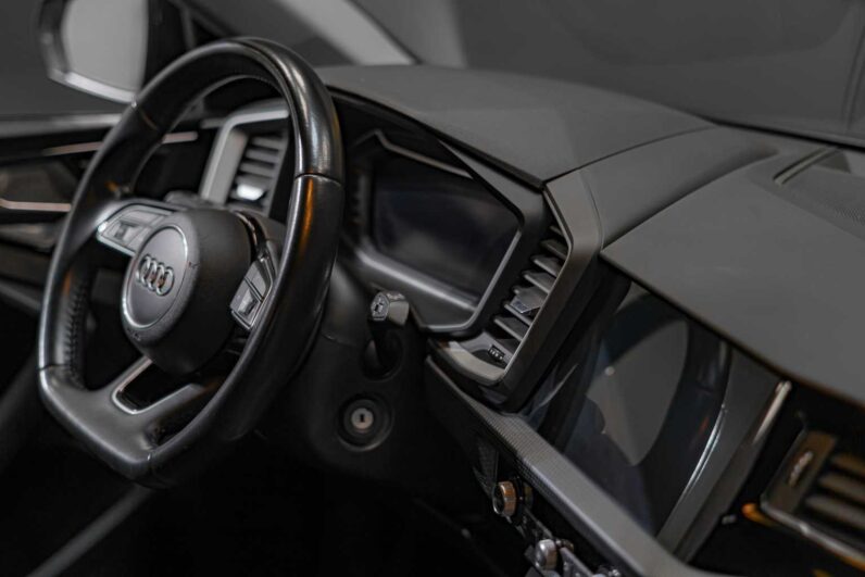 								Audi A1 full									