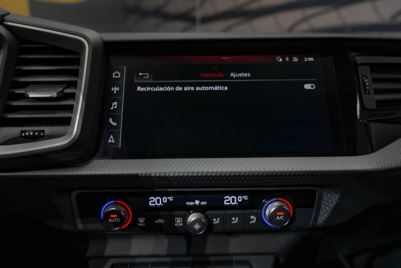 								Audi A1 full									