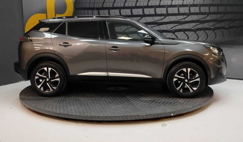 								Peugeot 2008 full									