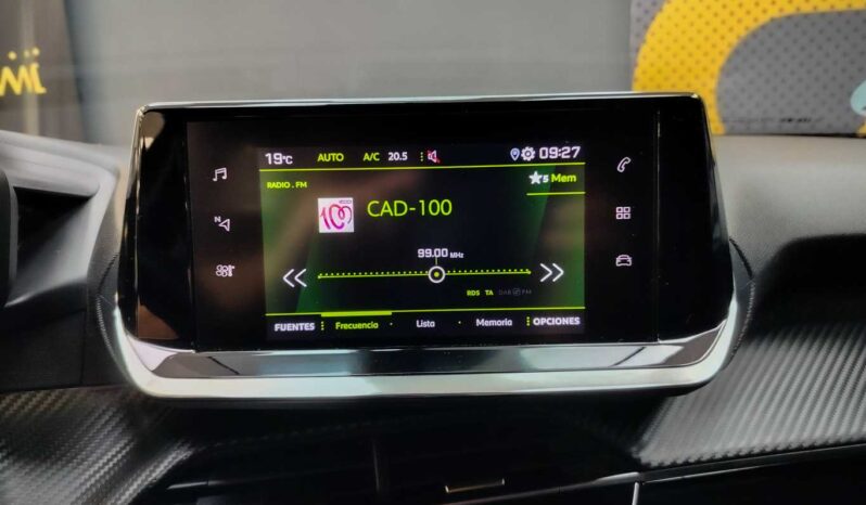 								Peugeot 2008 full									