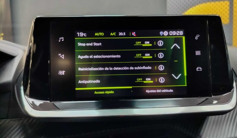 								Peugeot 2008 full									