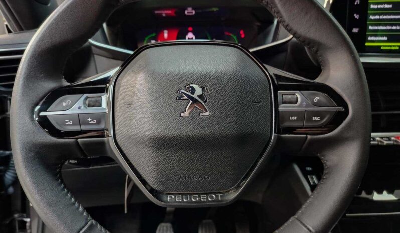 								Peugeot 2008 full									