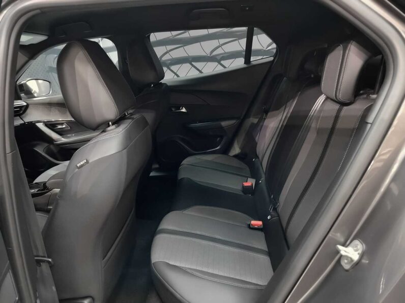 								Peugeot 2008 full									