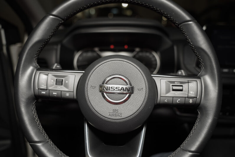 								Nissan Qashqai full									