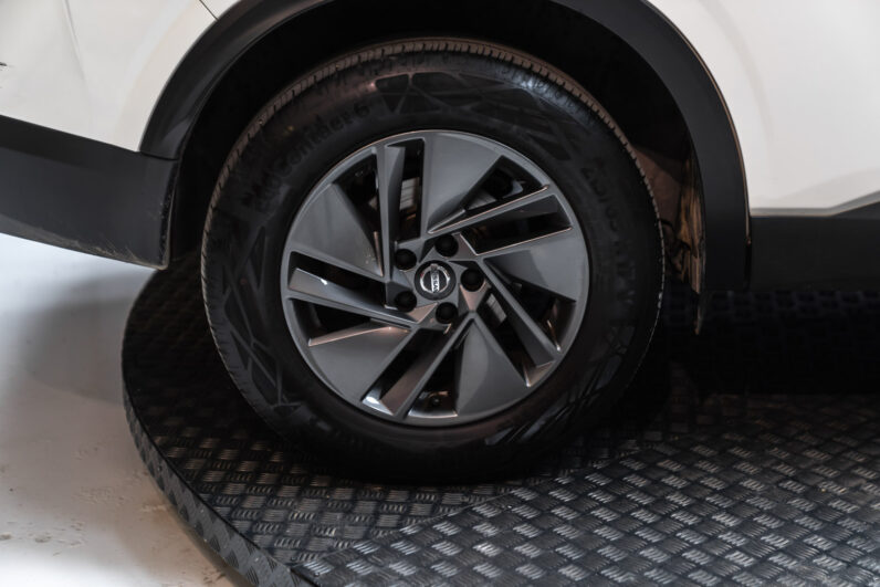								Nissan Qashqai full									