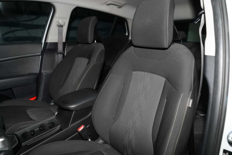 								Kia Sportage full									