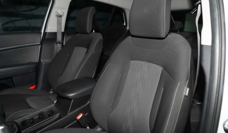 								Kia Sportage full									