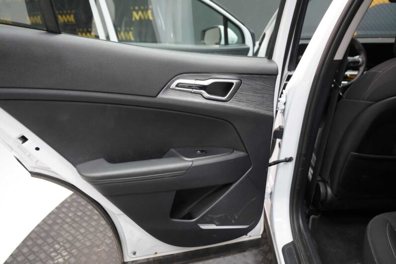 								Kia Sportage full									
