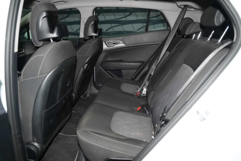 								Kia Sportage full									