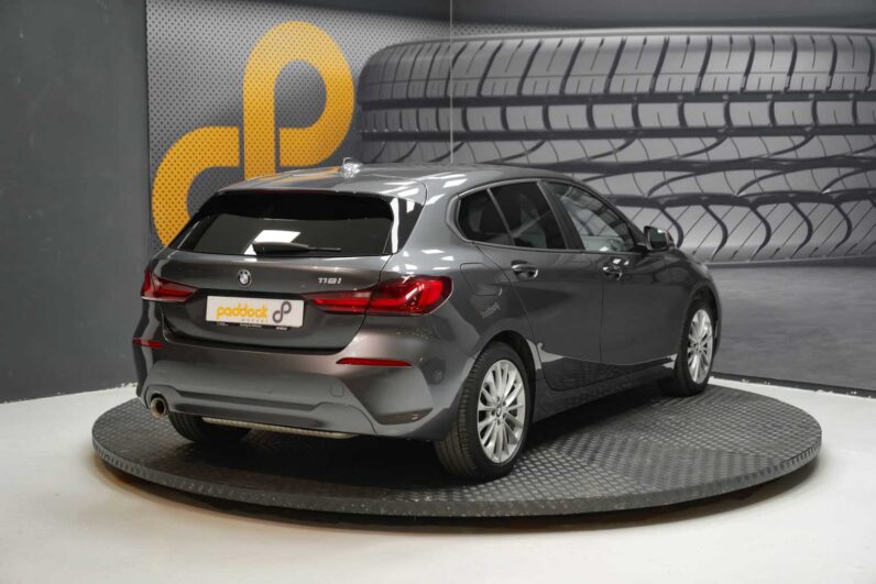 								BMW Serie 1 full									