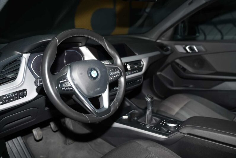 								BMW Serie 1 full									