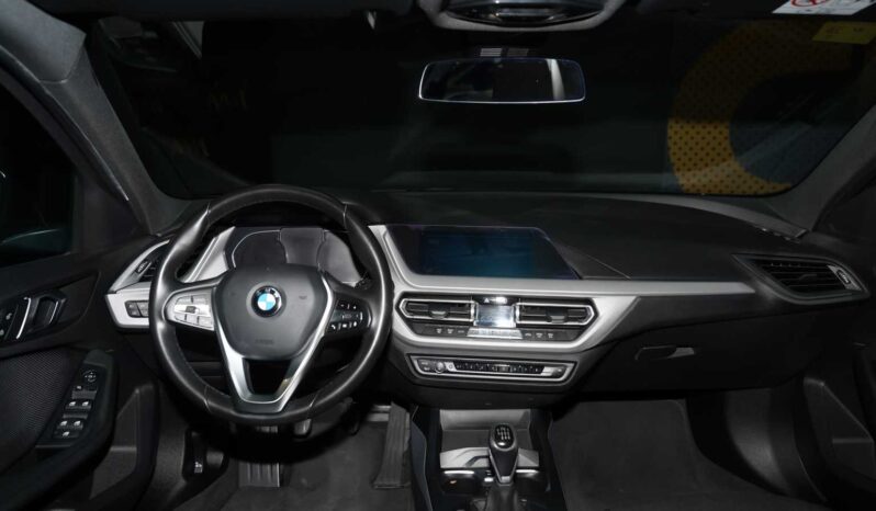 								BMW Serie 1 full									