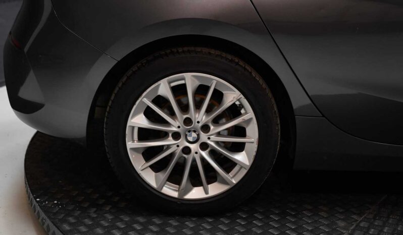 								BMW Serie 1 full									