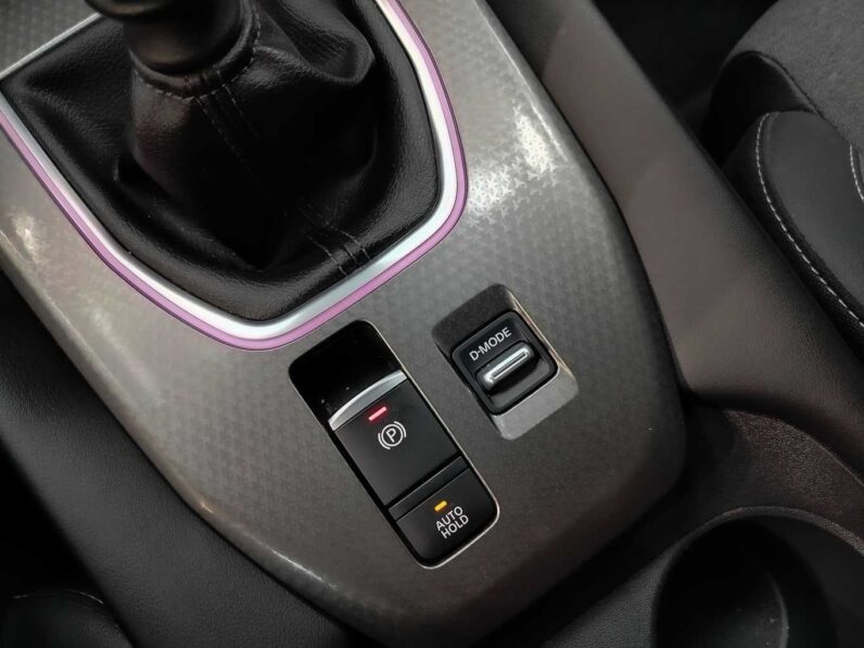 								Nissan Qashqai full									