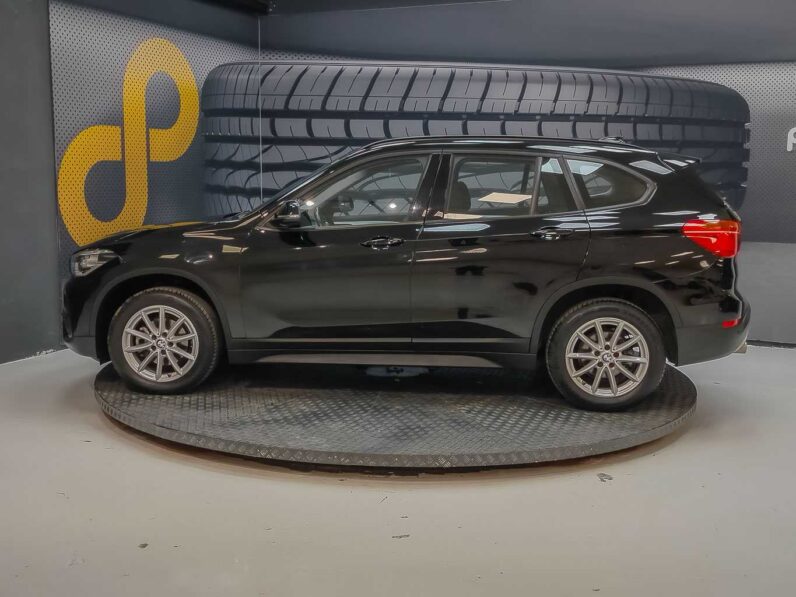 								BMW X1 full									