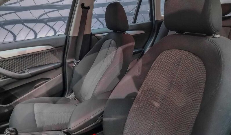 								BMW X1 full									