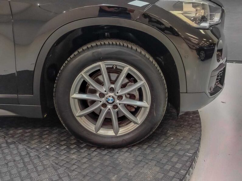 								BMW X1 full									