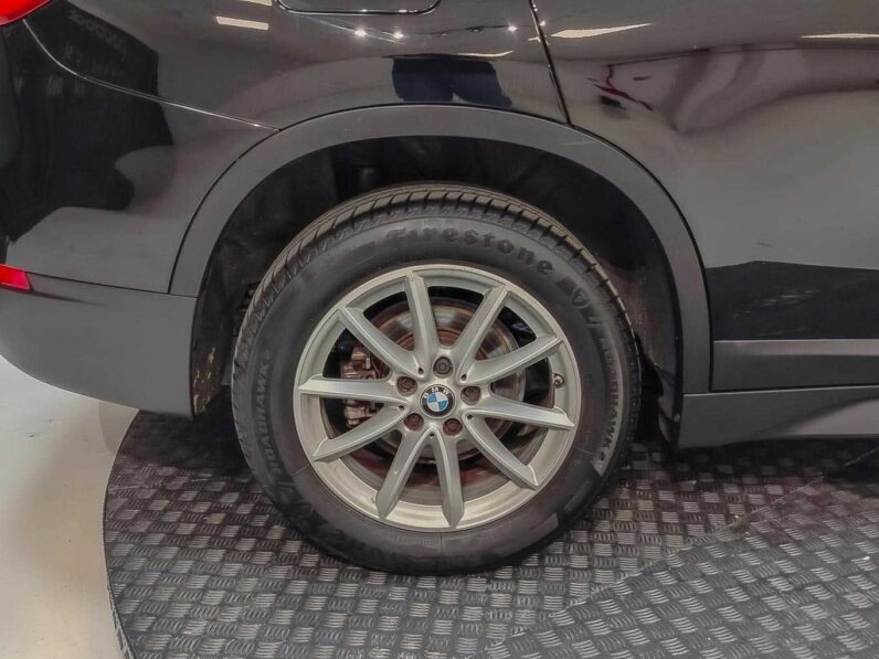 								BMW X1 full									