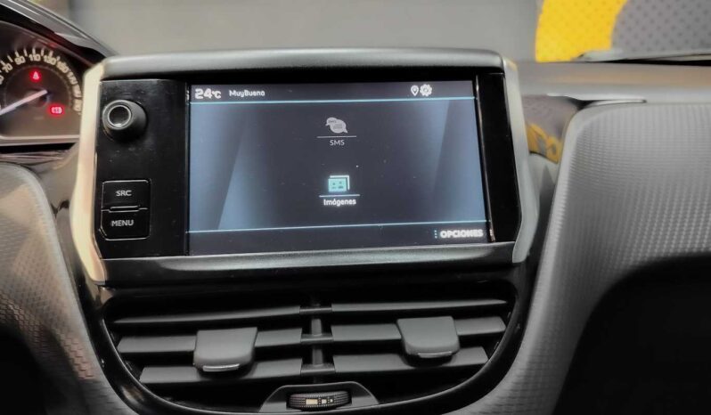 								Peugeot 208 full									