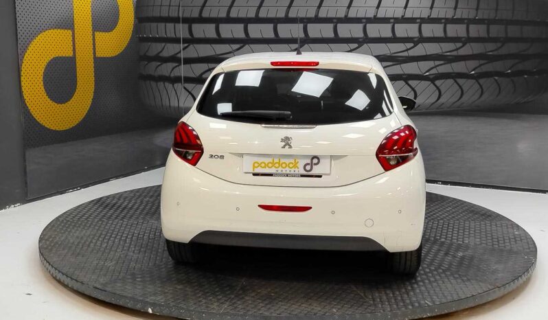 								Peugeot 208 full									