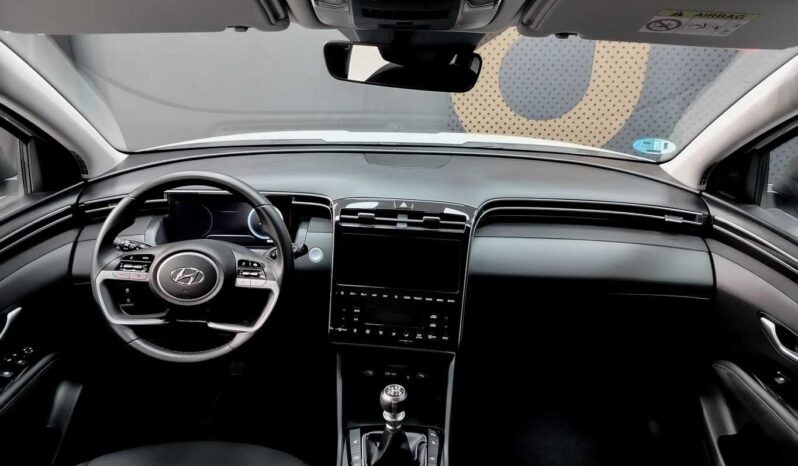 								Hyundai Tucson full									