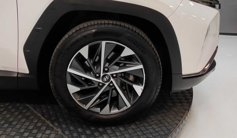 								Hyundai Tucson full									
