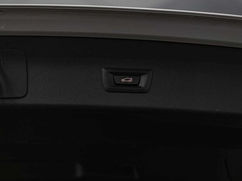 								BMW X1 full									
