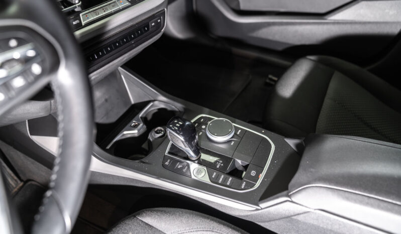 								BMW Serie 2 full									