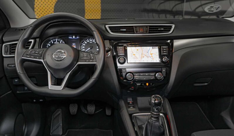 								Nissan Qashqai full									