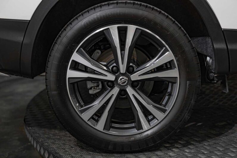 								Nissan Qashqai full									