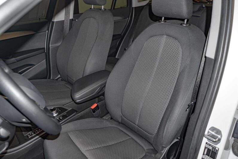 								BMW X1 full									