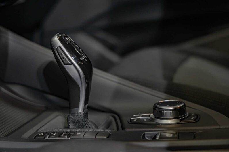 								BMW X1 full									