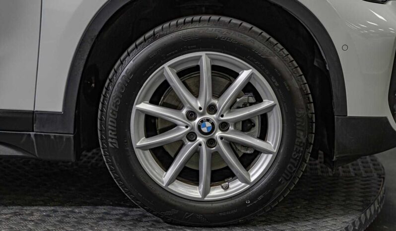 								BMW X1 full									