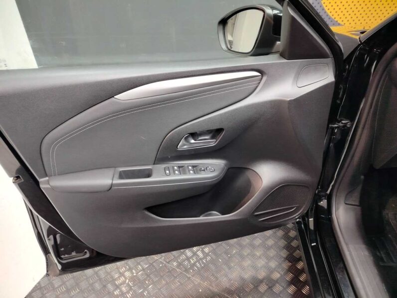 								Opel Corsa full									