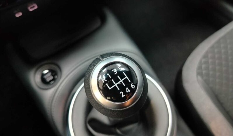 								Nissan Juke full									
