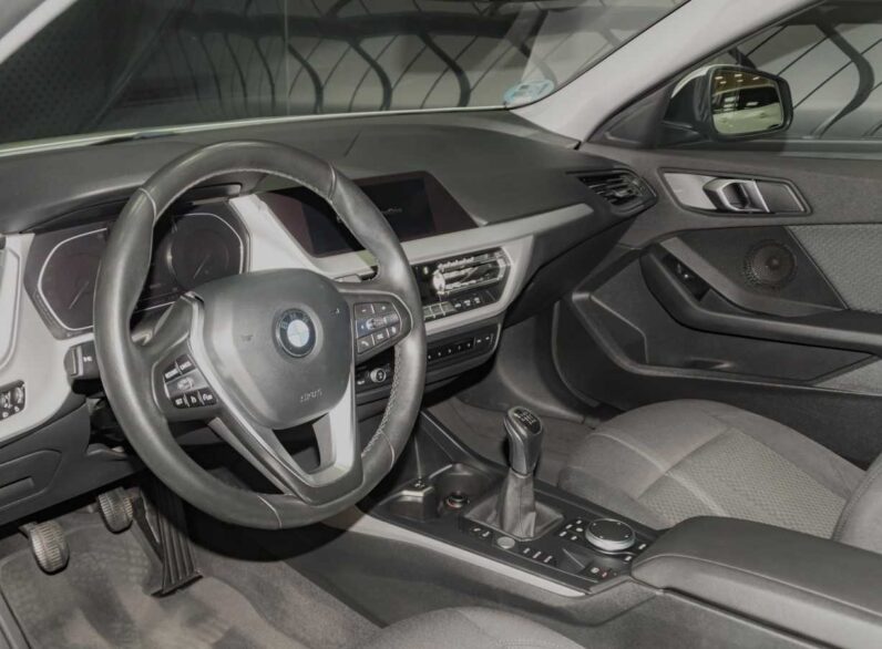 								BMW Serie 1 full									