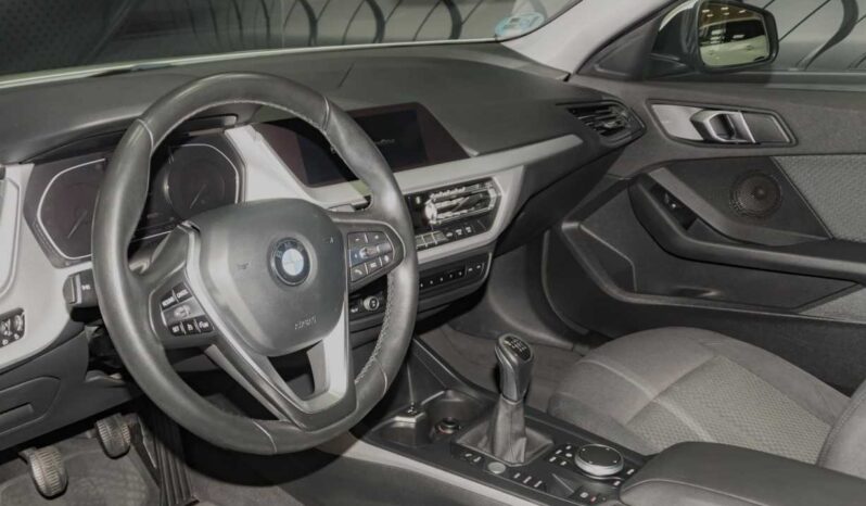 								BMW Serie 1 full									
