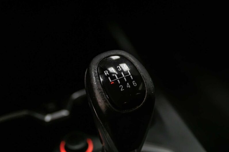 								BMW Serie 1 full									