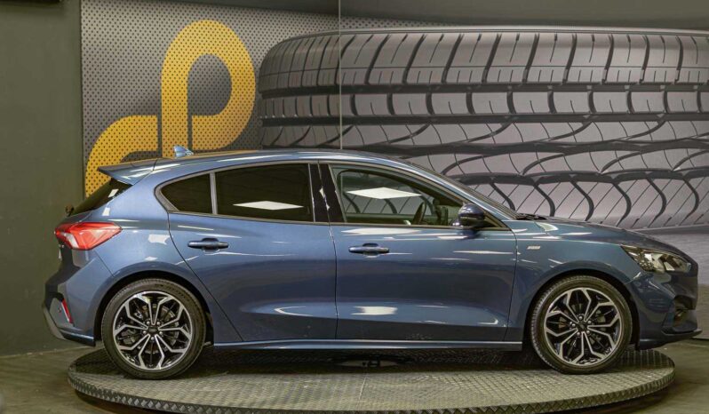 								Ford Focus full									