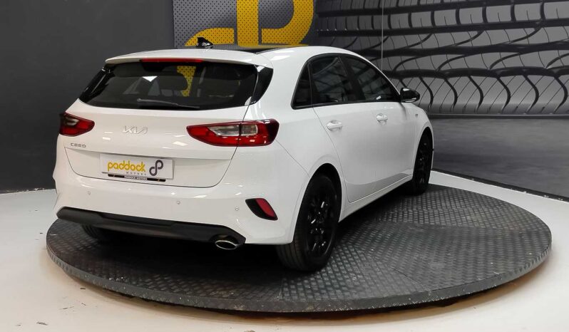 								Kia Ceed full									