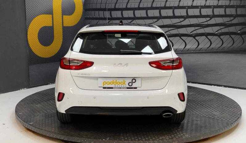 								Kia Ceed full									