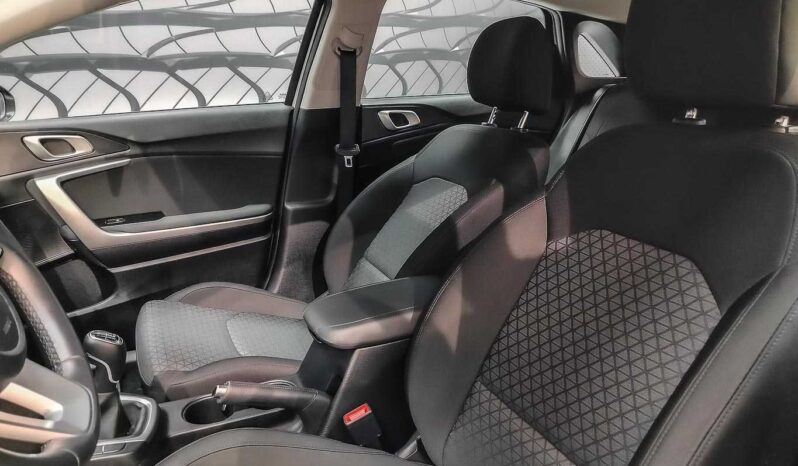 								Kia Ceed full									