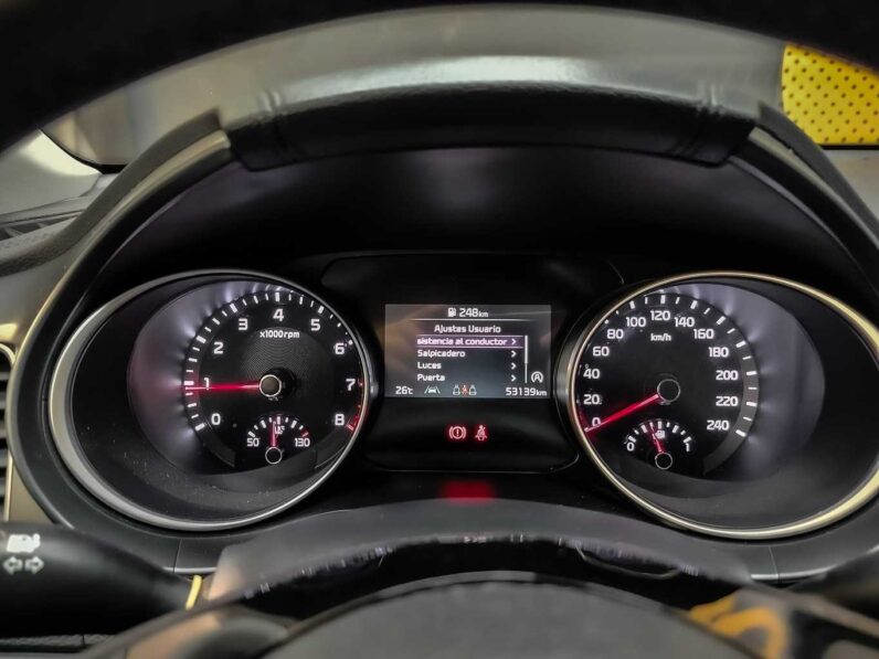 								Kia Ceed full									