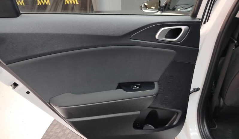 								Kia Ceed full									
