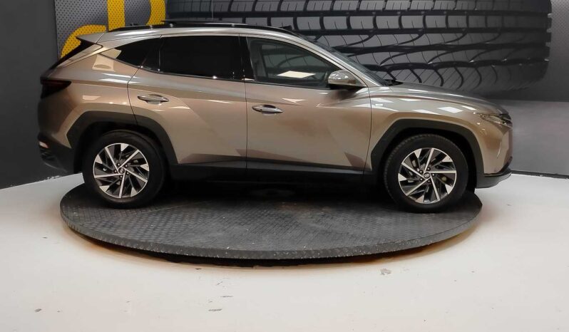 								Hyundai Tucson full									