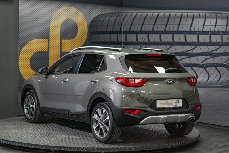								Kia Stonic full									