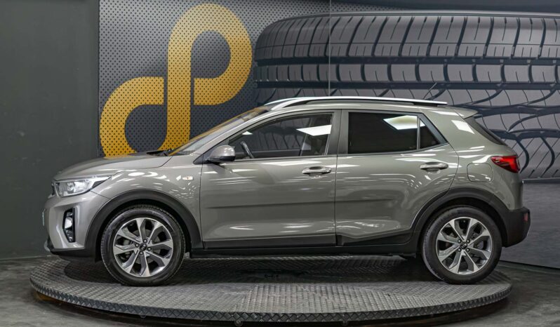 								Kia Stonic full									
